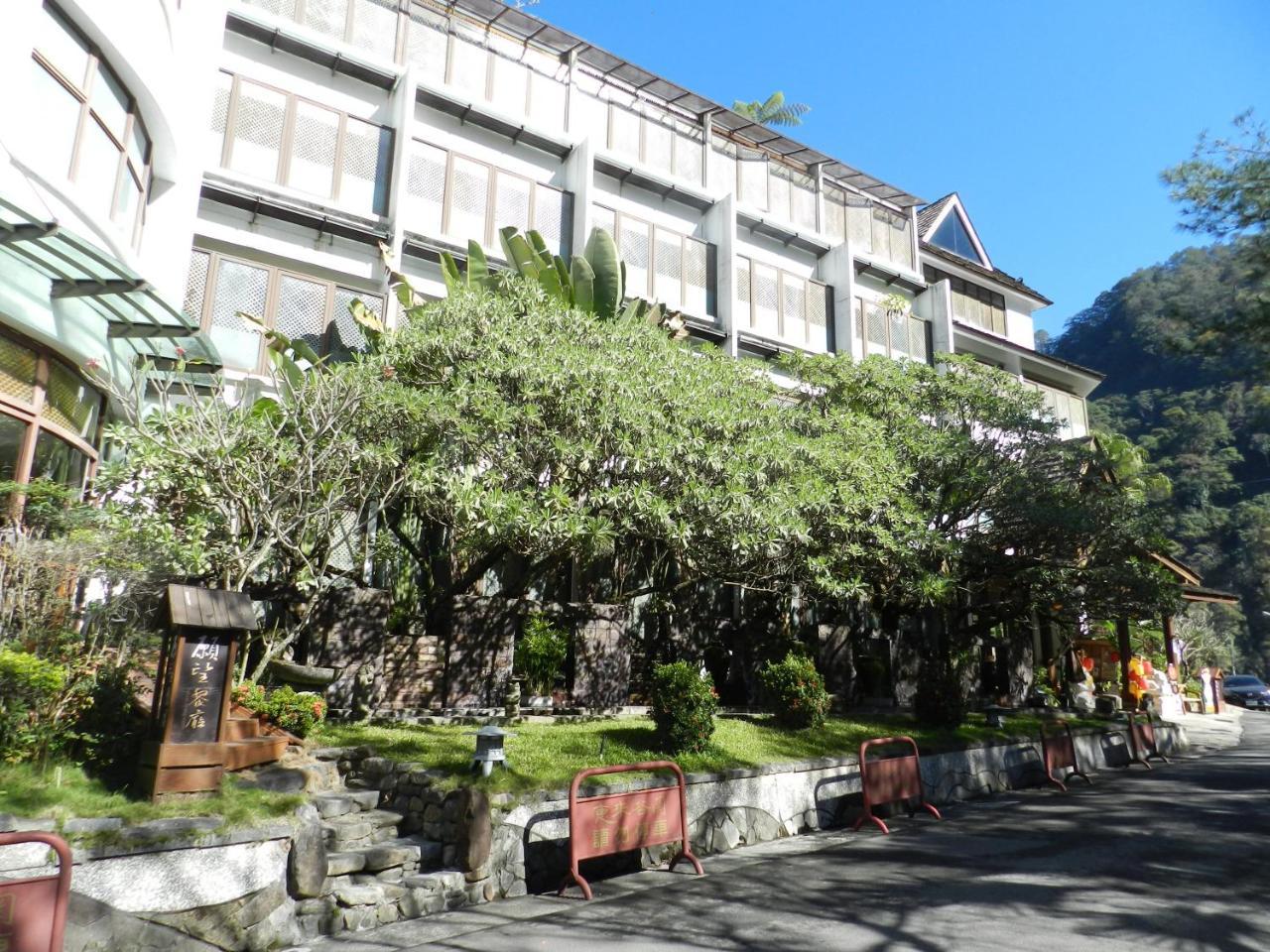 Bali Nature Spa Resort Taichung Extérieur photo