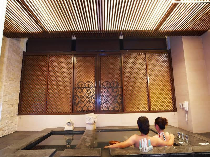 Bali Nature Spa Resort Taichung Extérieur photo
